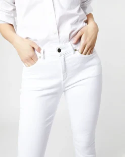 Flare Cropped 5-Pocket Jean In White Stretch Denim -ULLA JOHNSON || Joseph || A.P.C. Sales Store S42280 2099