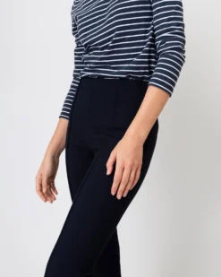 Faye Flare Cropped Pant In Ink Waffle Crepe -ULLA JOHNSON || Joseph || A.P.C. Sales Store S60049 6