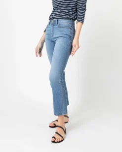 Flare Cropped 5-Pocket Jean In 7-Year Indigo Stretch Denim -ULLA JOHNSON || Joseph || A.P.C. Sales Store S70266 5